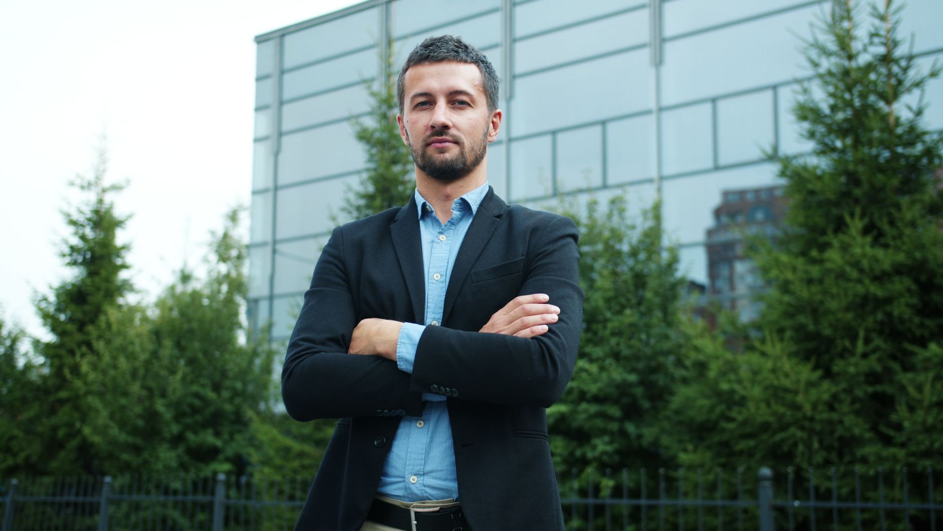 Courtier en assurance équipe à Courbevoie